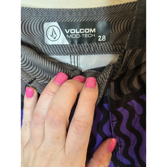 Volcom Mod-Tech Men's Board Shorts with Cinch Fly 28 - Picture 2 of 8